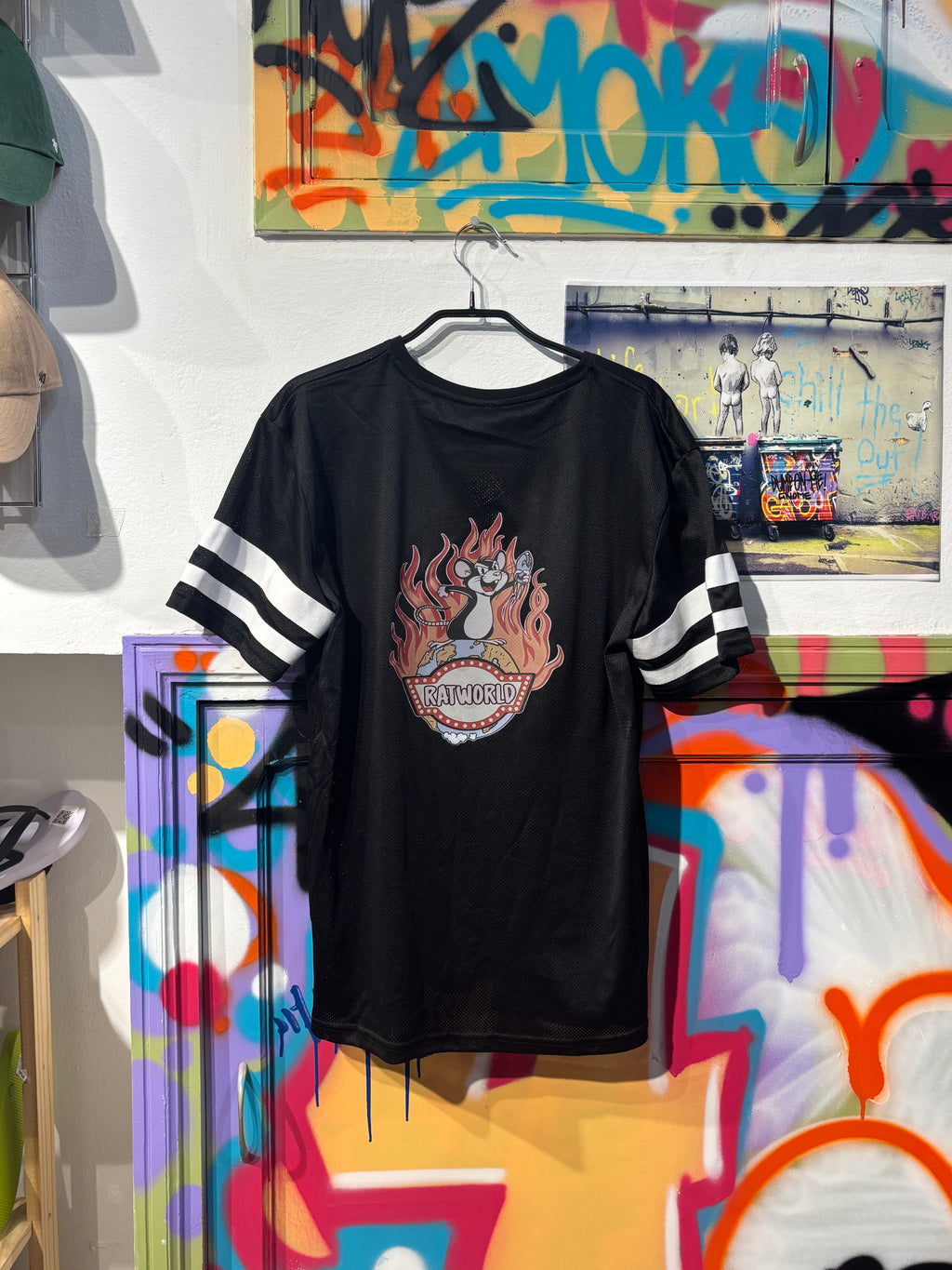 Camiseta Negra Ratworld