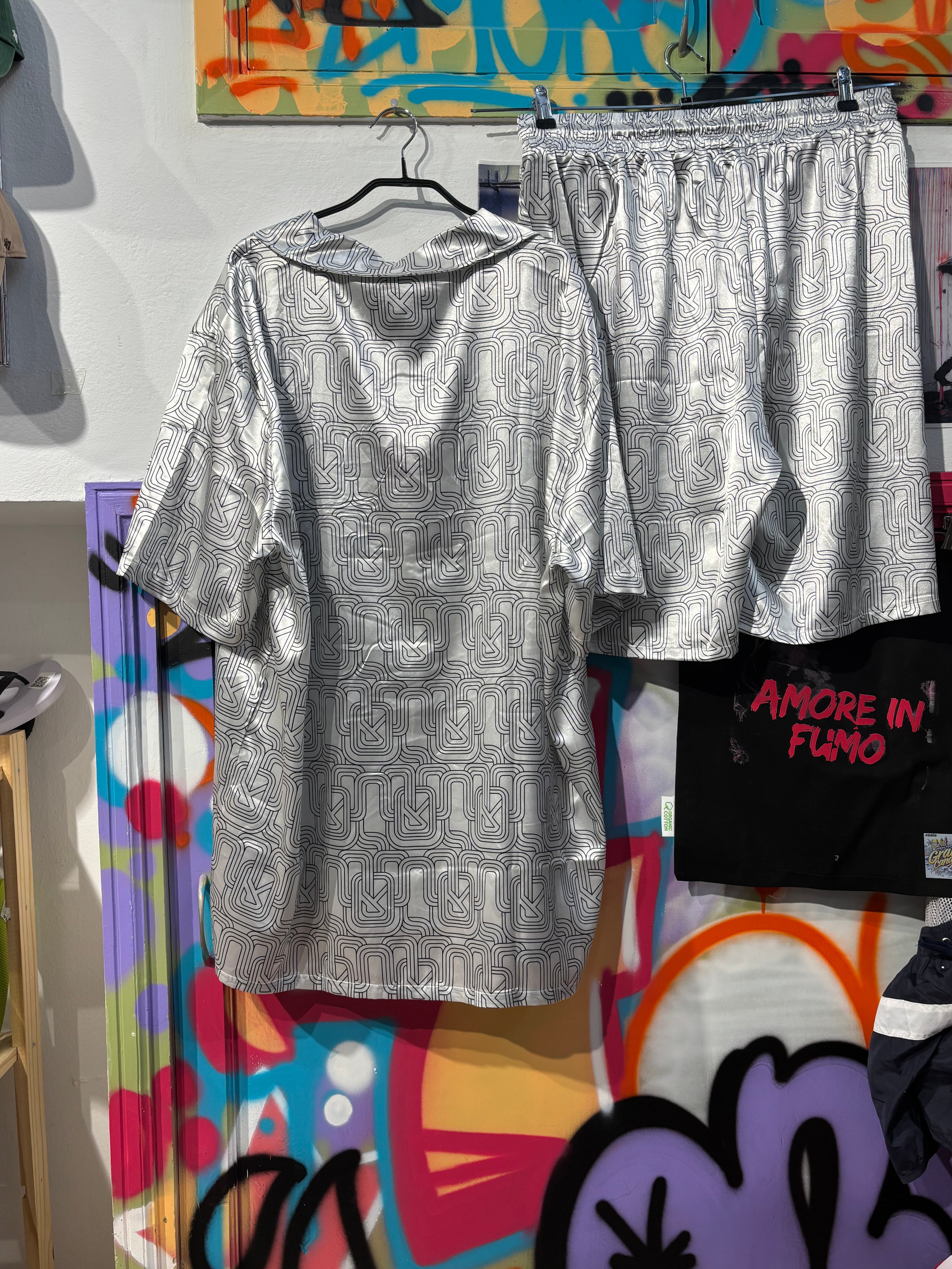 Conjunto Plateado
