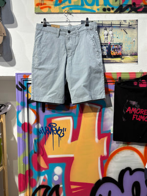 Pantalón Corto Azul Claro