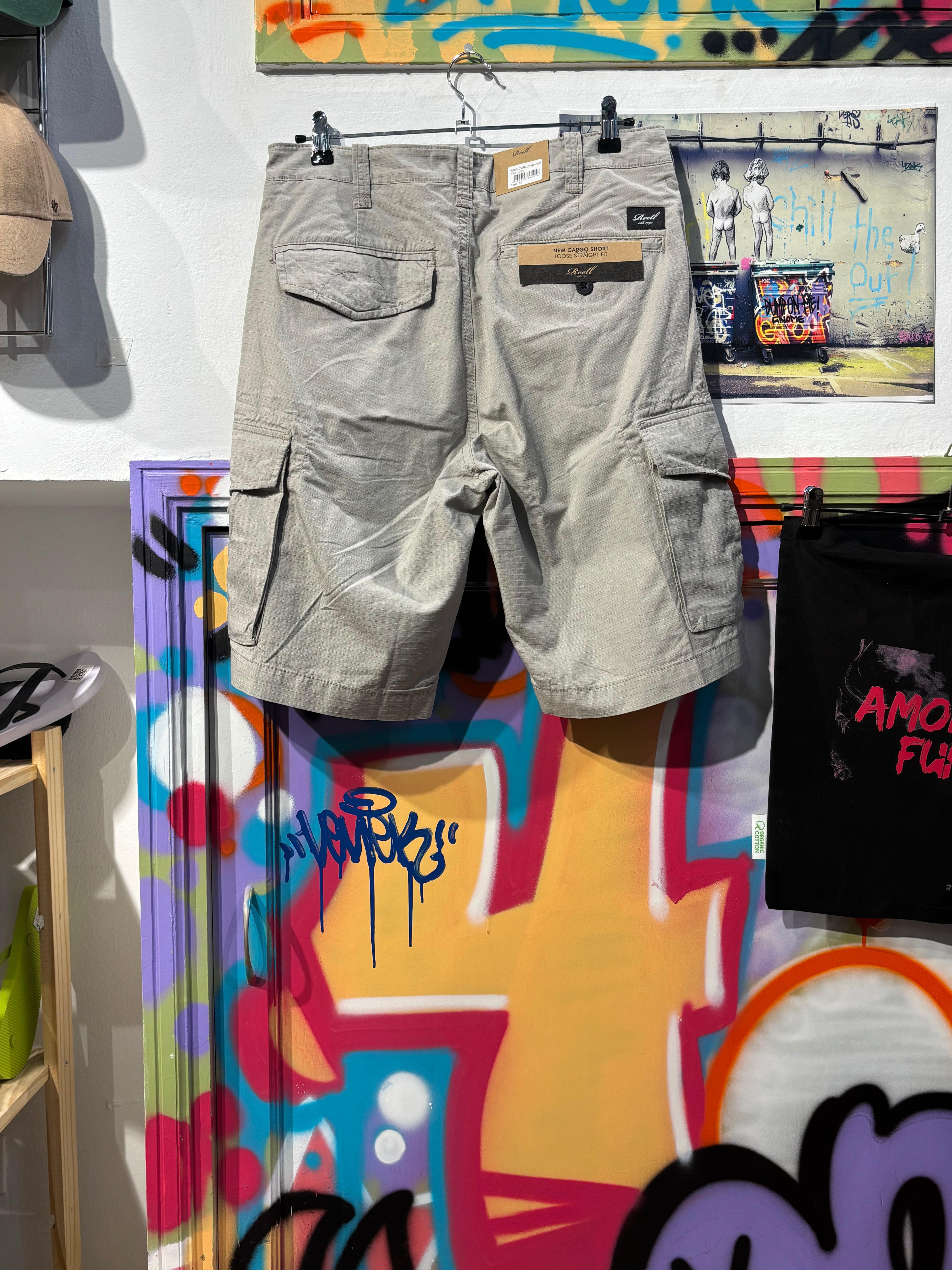 Cargo Corto Gris